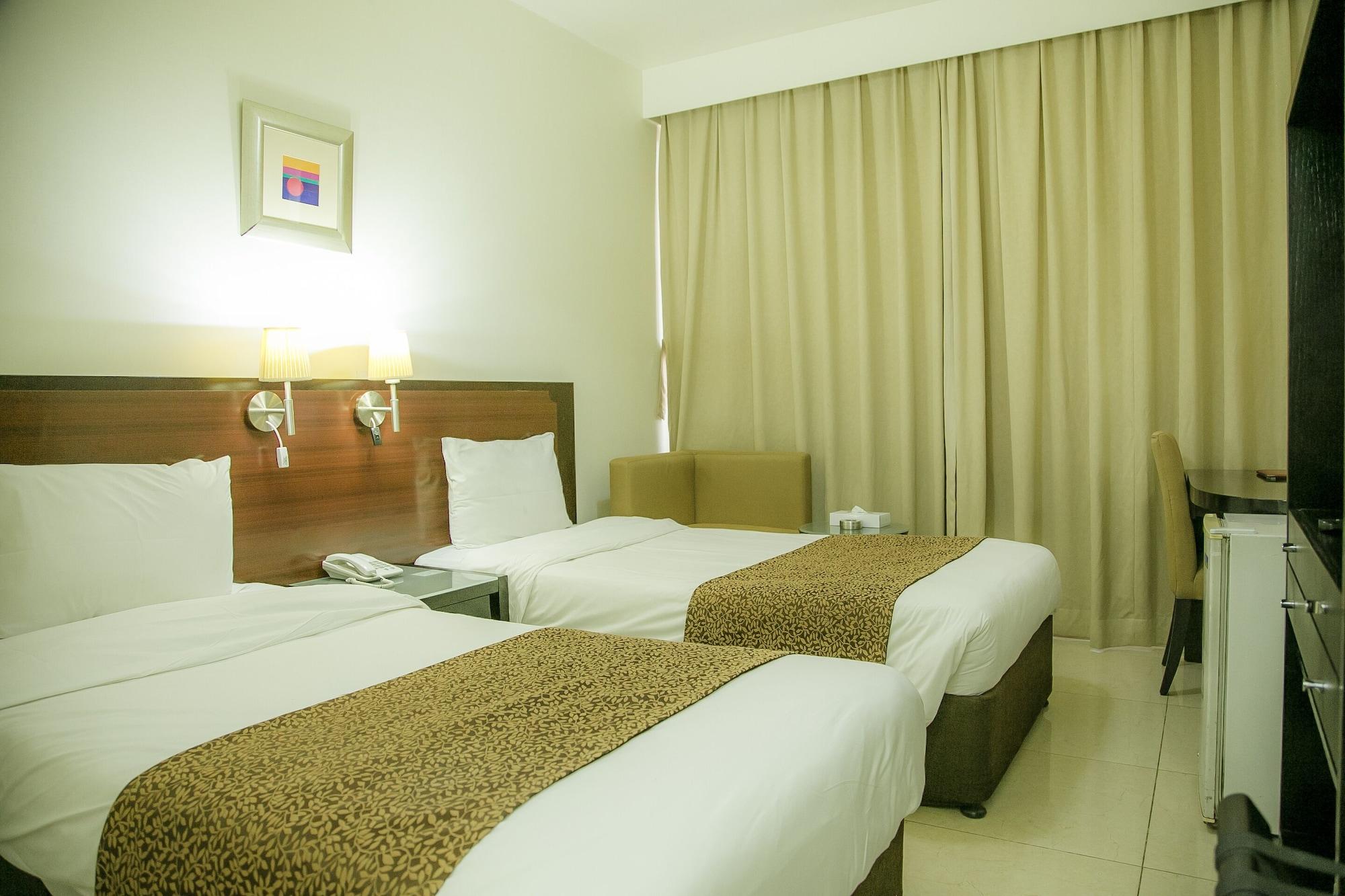 Phoenicia Grand Hotel Dubai Ngoại thất bức ảnh