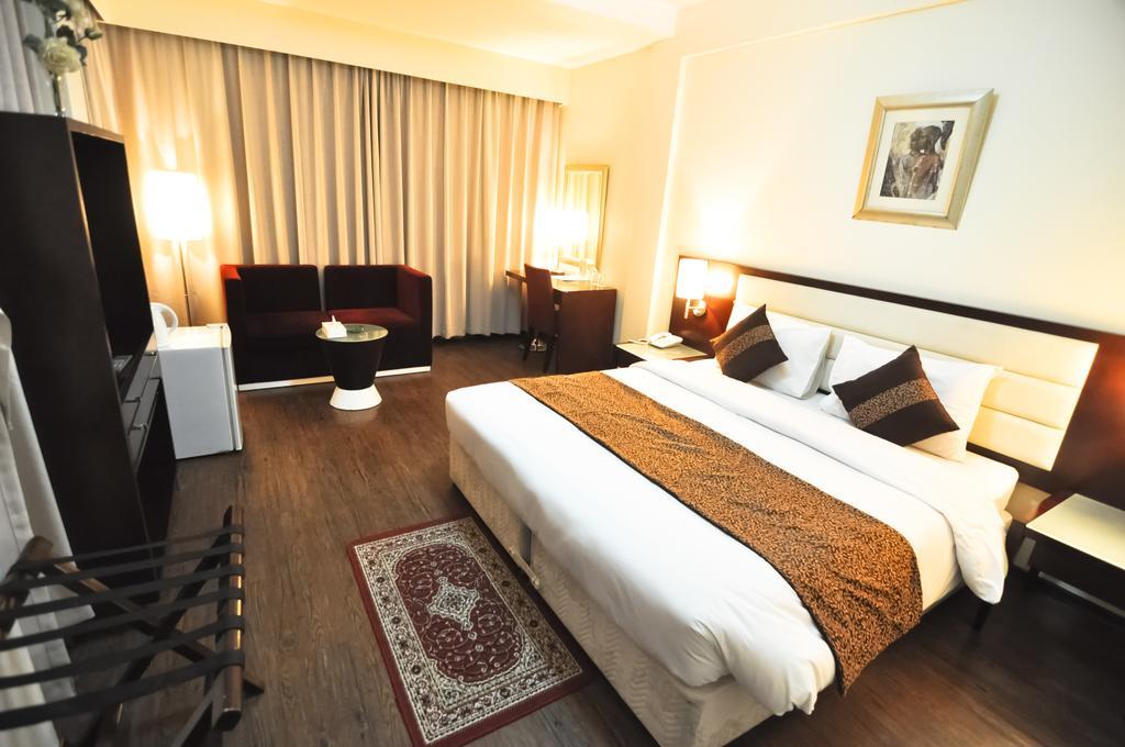 Phoenicia Grand Hotel Dubai Ngoại thất bức ảnh