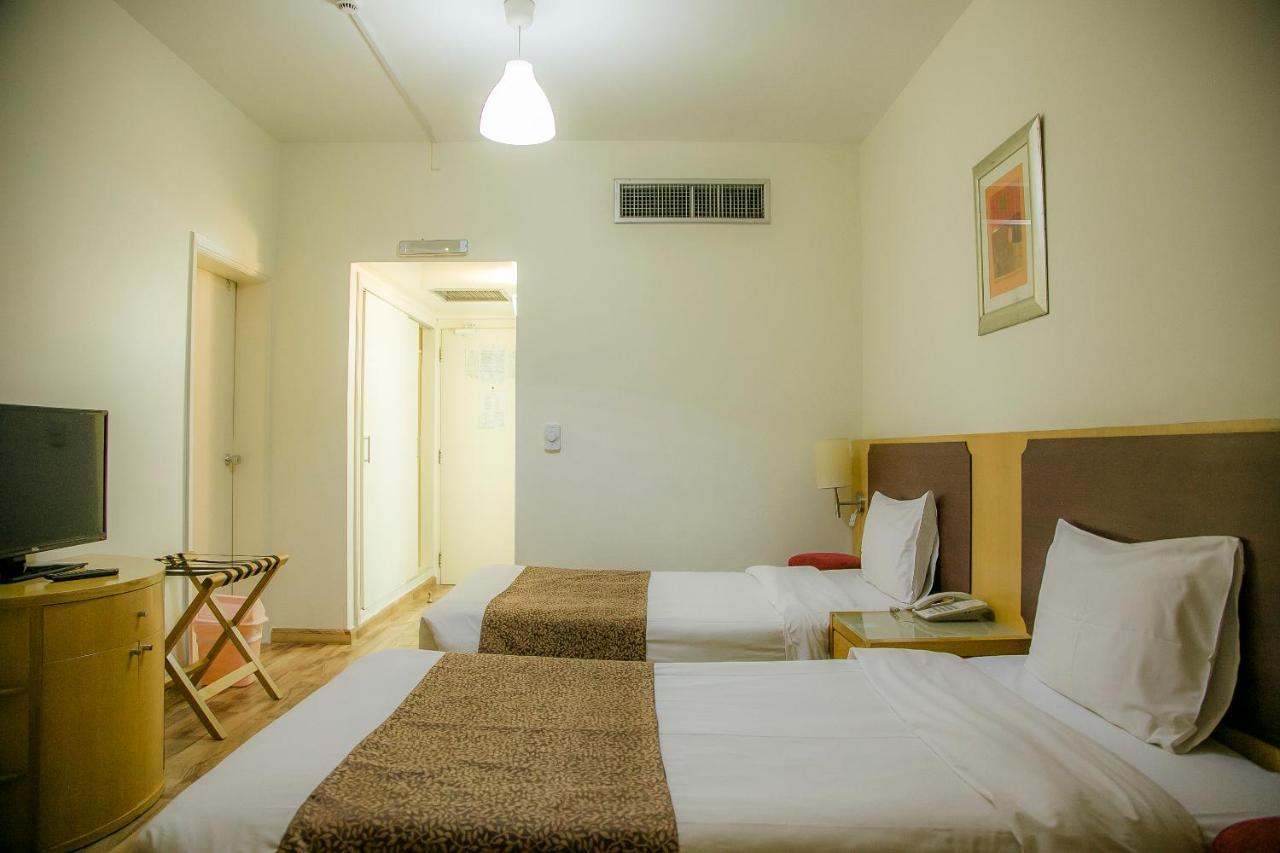 Phoenicia Grand Hotel Dubai Ngoại thất bức ảnh