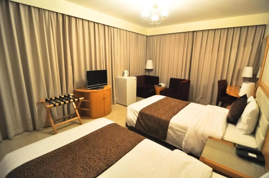 Phoenicia Grand Hotel Dubai Ngoại thất bức ảnh